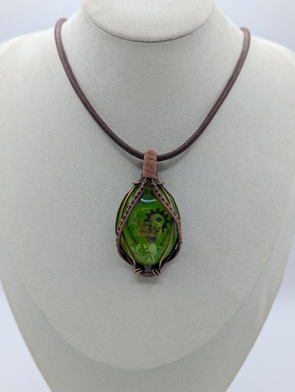 PXL_20251209_174054701~2 Ellipsium Toxine