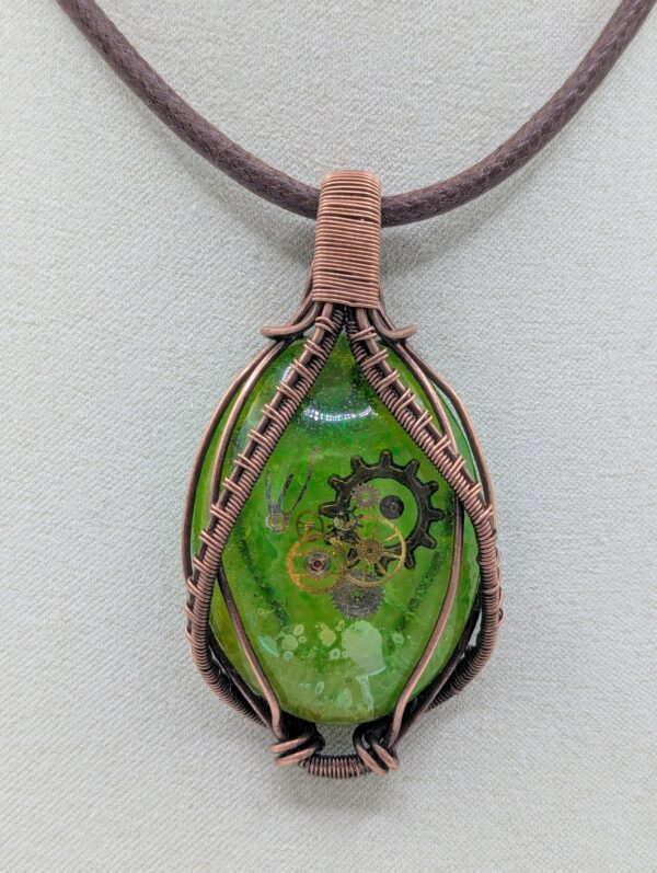 PXL_20251209_174109027~2 Ellipsium Toxine