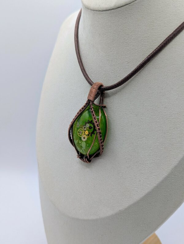 PXL_20251209_174123971~2 Ellipsium Toxine